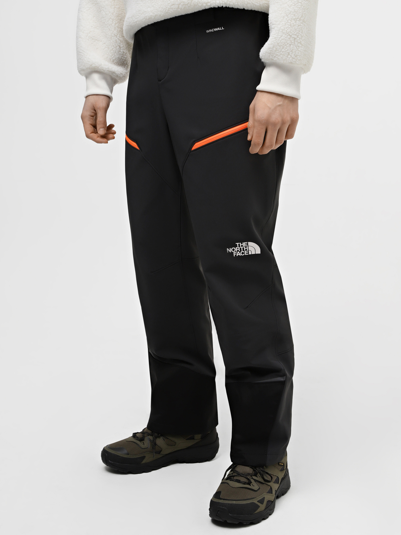 Спортивні штани The North Face Dawn  модель NF0A827WOE41 Фото