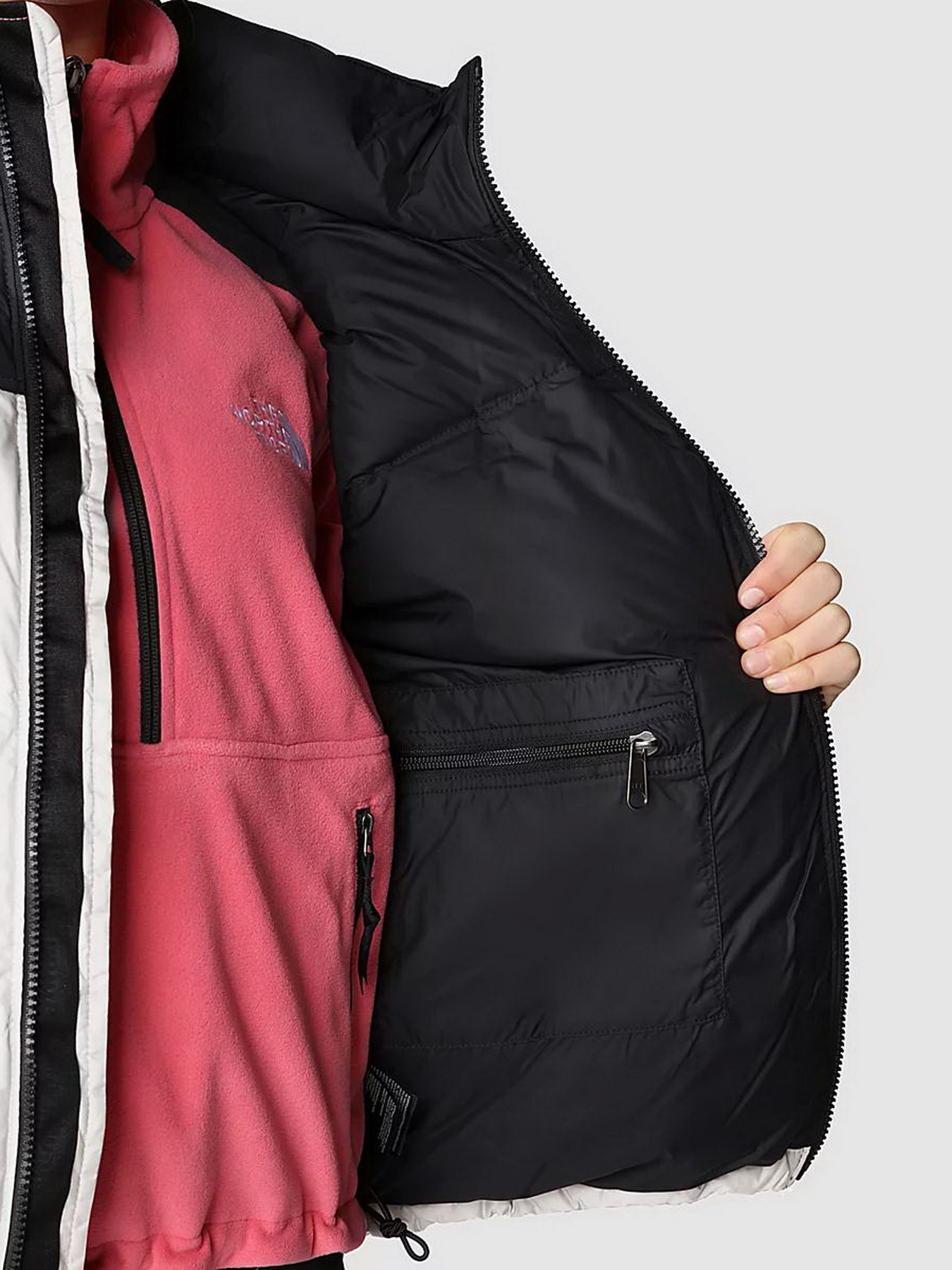 Утеплений жилет The North Face Nuptse 1998 модель NF0A3XEPQ4C1 Фото