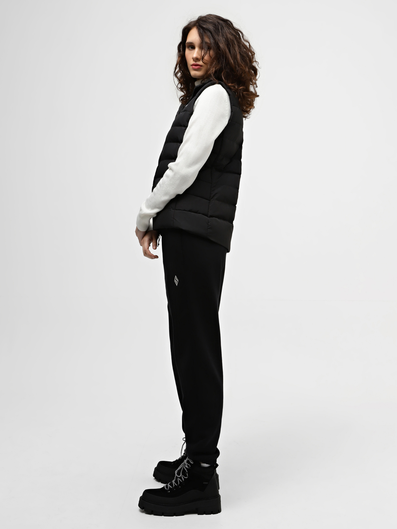 Утепленный жилет The North Face Aconcagua 3 модель NF0A84JPJK31 Фото