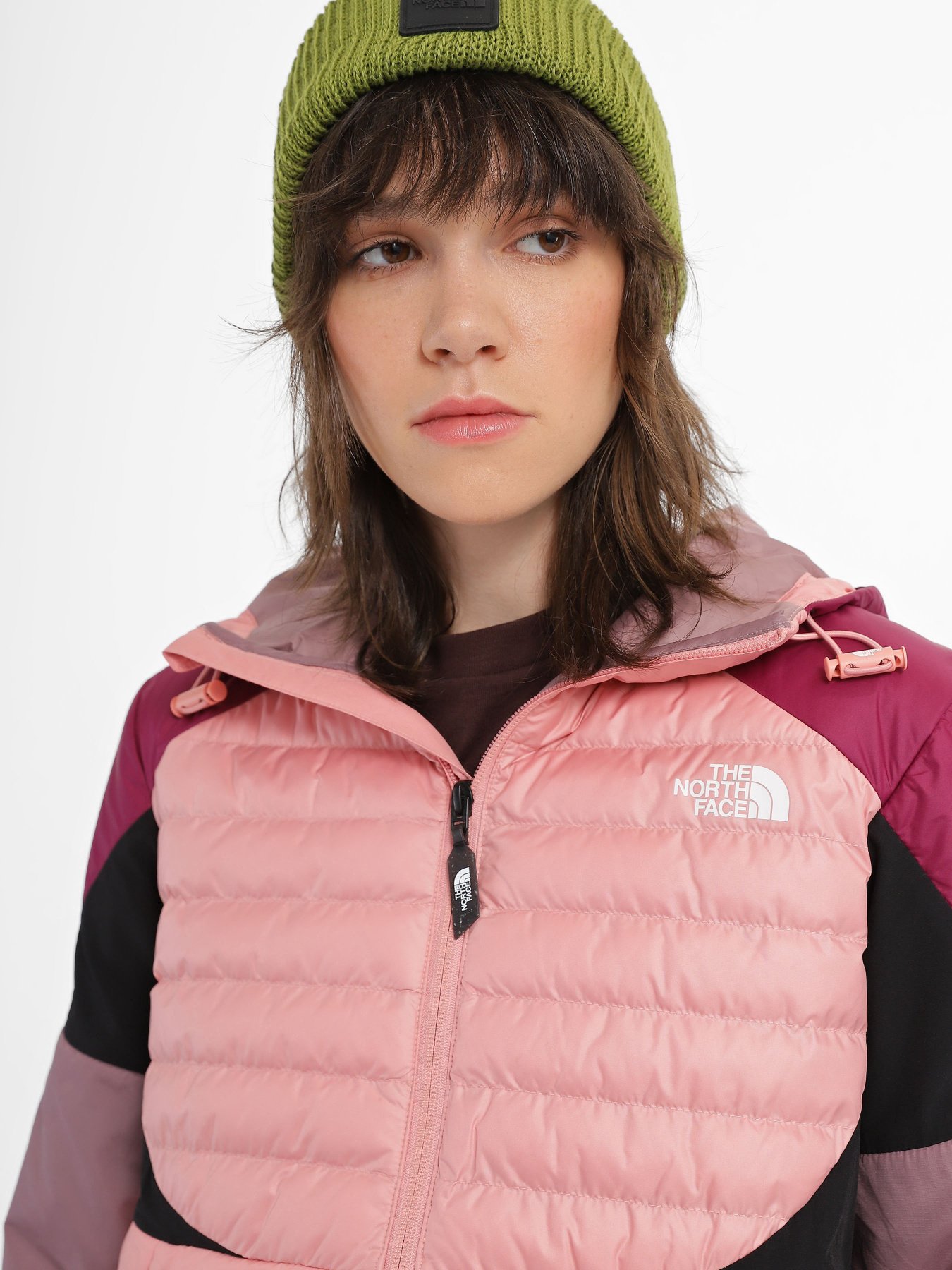 Зимова куртка The North Face Middle Cloud Insulated модель NF0A851UOVB1 Фото