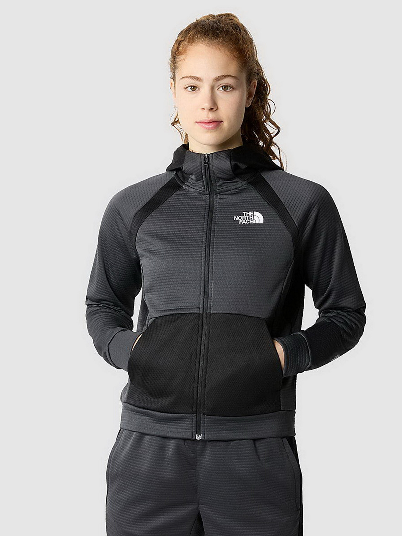 Кофта спортивная The North Face Mountain Athletics Full Zip модель NF0A856CMN81 Фото