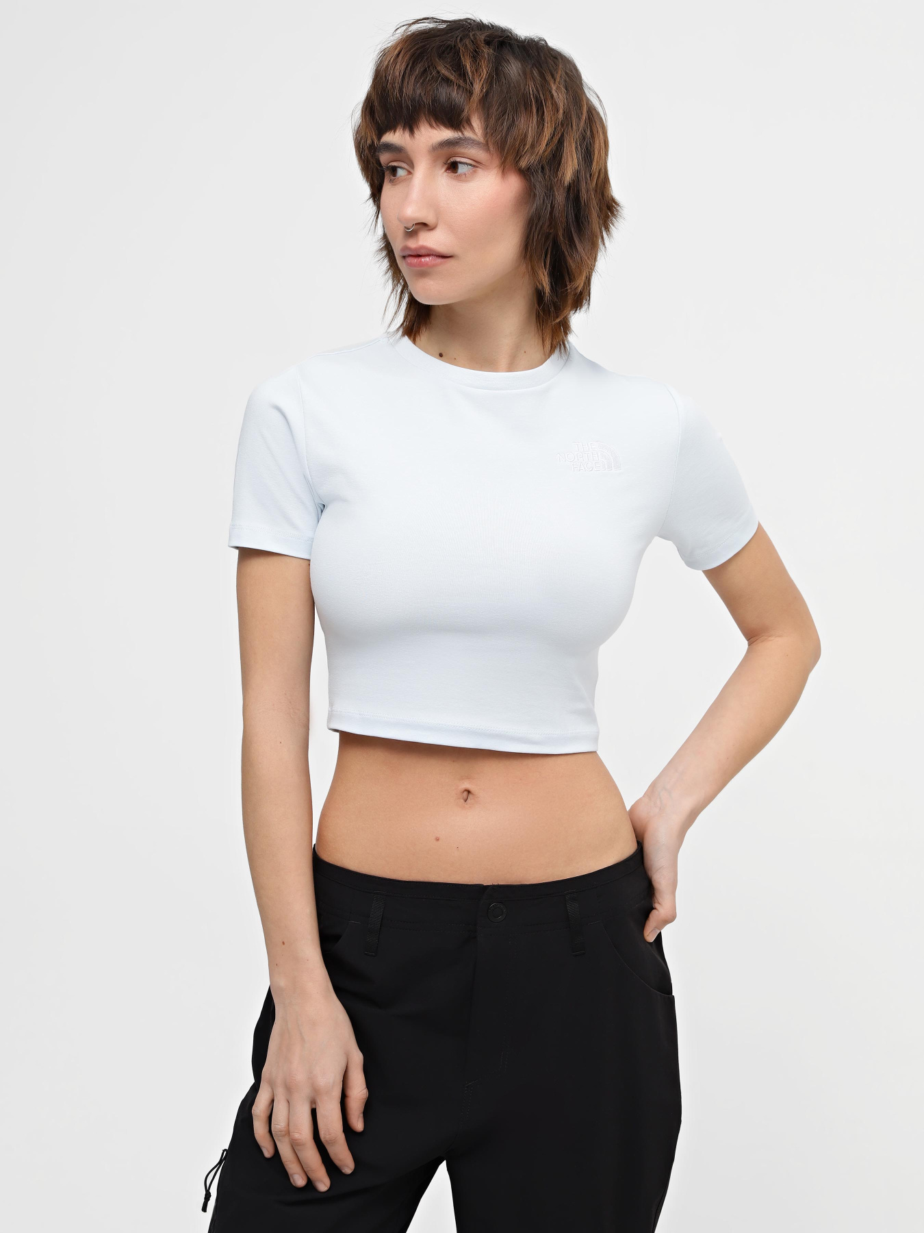 Футболка The North Face Essential Cropped Slim модель NF0A55AOO0R1 Футболка The North Face Essential Cropped Slim модель NF0A55AOO0R1 Фото