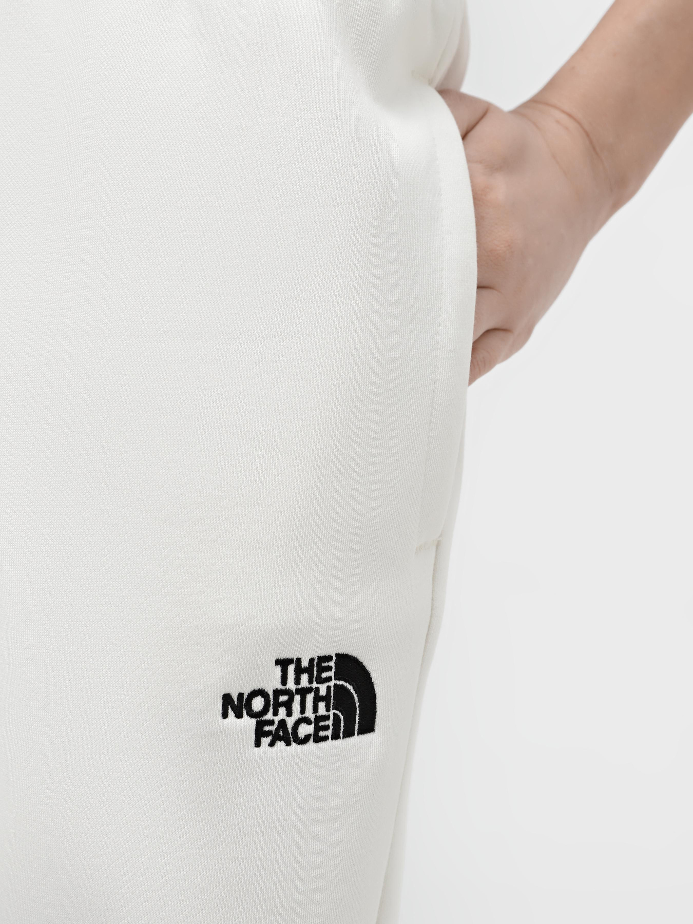 Штаны спортивные The North Face W Essential модель NF0A7ZJFQLI1 Фото