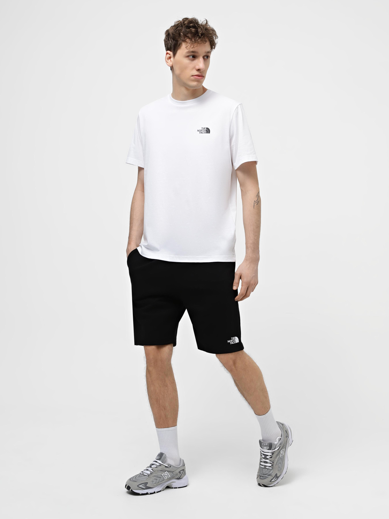 Спортивні шорти The North Face Zumu модель NF0A87DFJK31 Фото