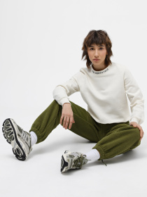 Світшот The North Face W Zumu Crew модель NF0A87DHQLI1 Фото