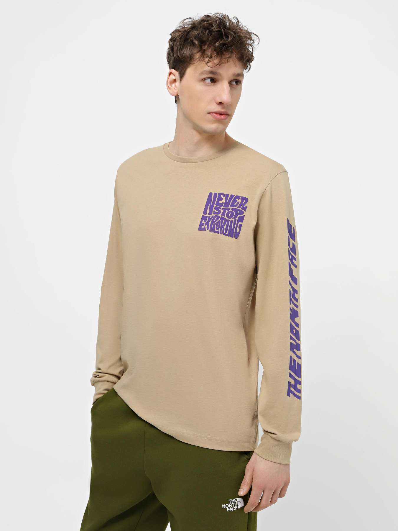 Лонгслів The North Face M Mountain Play L/S Tee модель NF0A87EMLK51 Фото