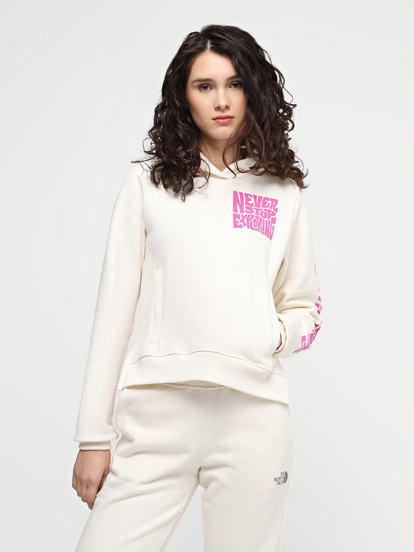 Худі The North Face W Mountain Play Hoodie модель NF0A87EPQLI1 Фото