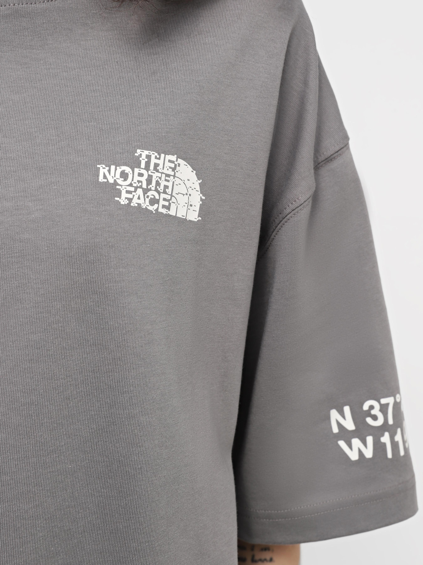 Футболка The North Face U Nse Graphic S/S Tee модель NF0A87F60UZ1 Фото