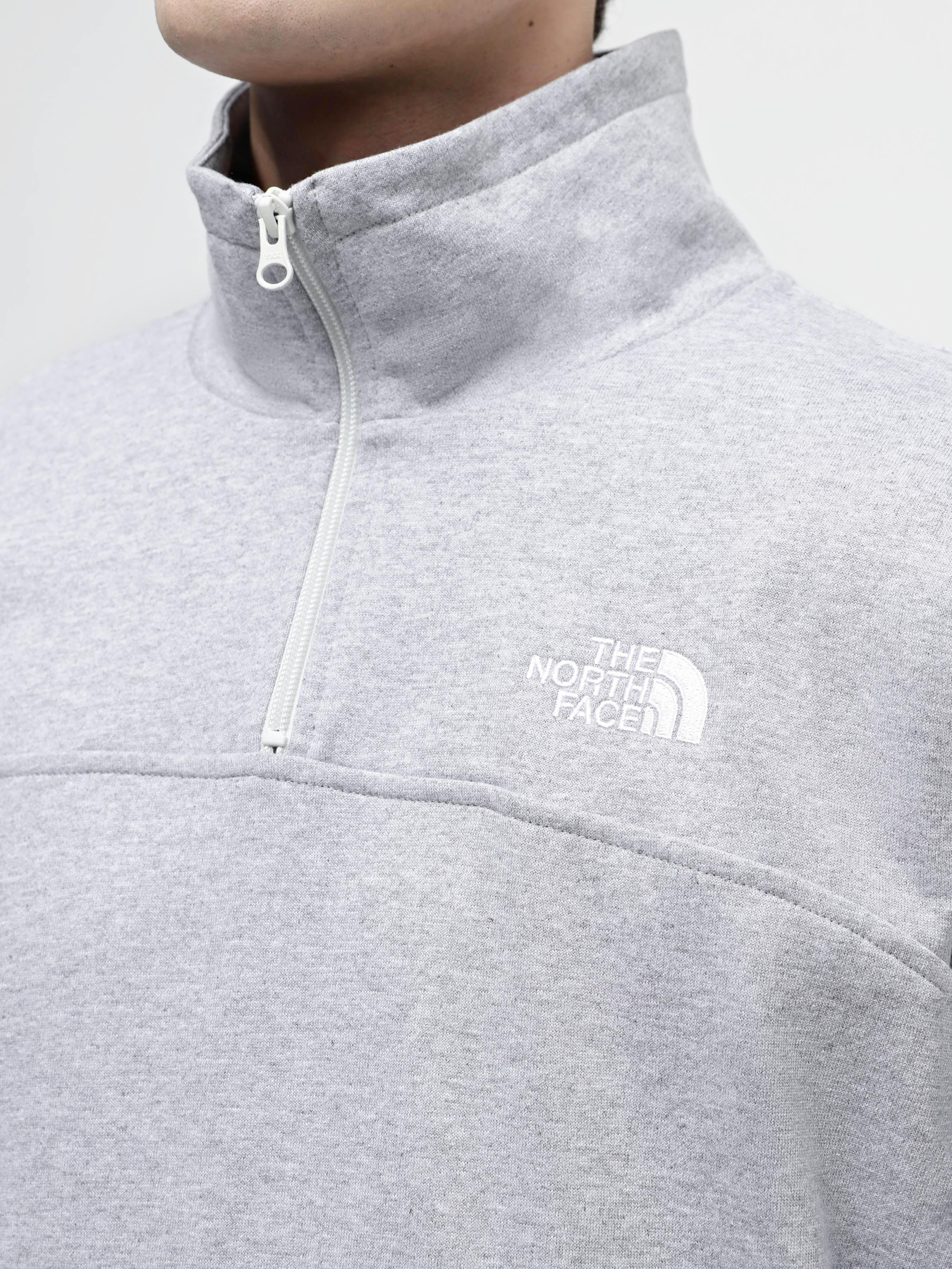 Кофта The North Face Essential модель NF0A87FCDYX1 Фото