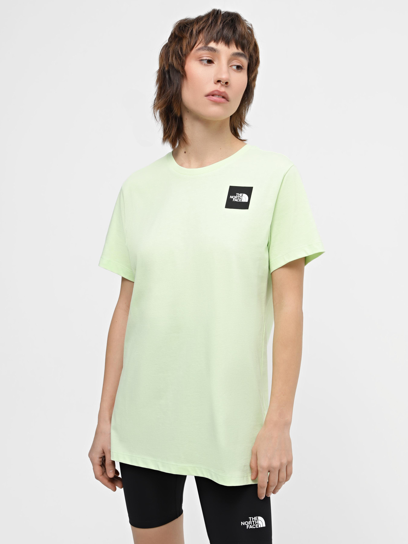 Футболка The North Face W S/S Relaxed Fine Tee модель NF0A87NEO0F1 Футболка The North Face W S/S Relaxed Fine Tee модель NF0A87NEO0F1 Фото