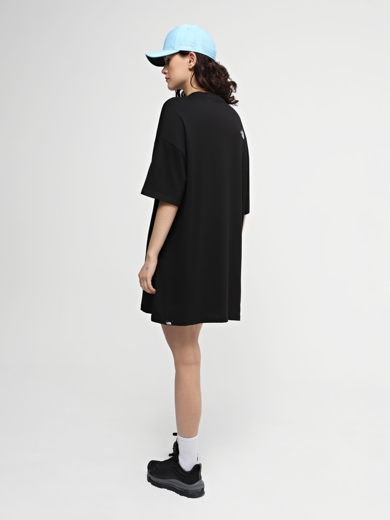 Сукня-футболка The North Face W S/S Simple Dome Tee Dress Модель NF0A87NFJK31 Фото