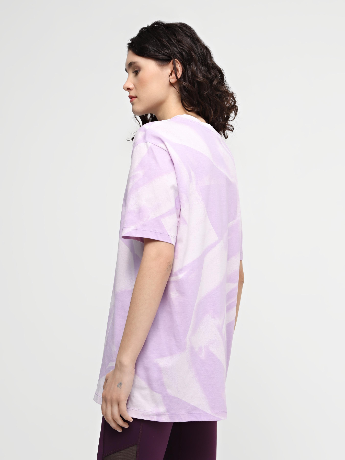 Футболка The North Face W S/S Oversize Simple Dome Tee Print модель NF0A881FUI61 Фото