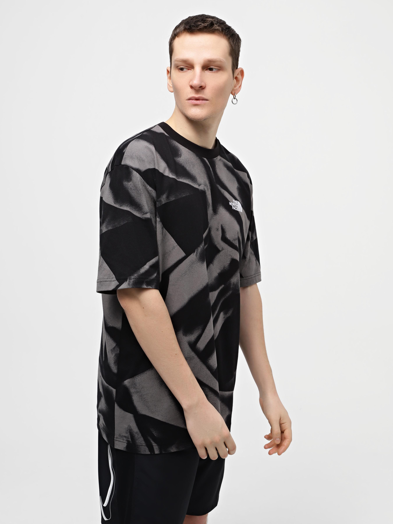 Футболка The North Face Oversize Simple Dome Print модель NF0A881KSIF1 Фото