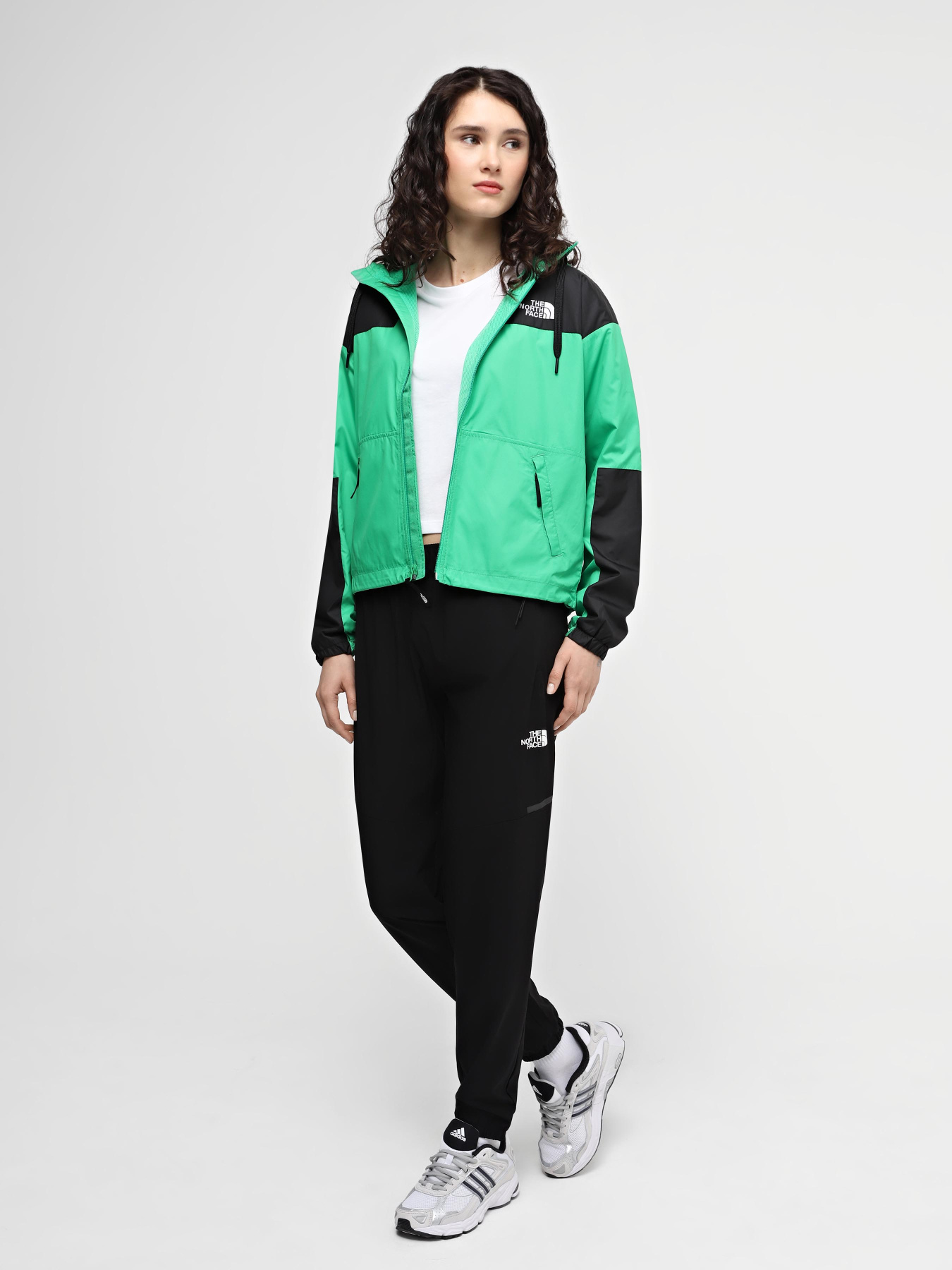 Вітровка The North Face W Sheru Jacket - Eu модель NF0A4C9HROJ1 Фото