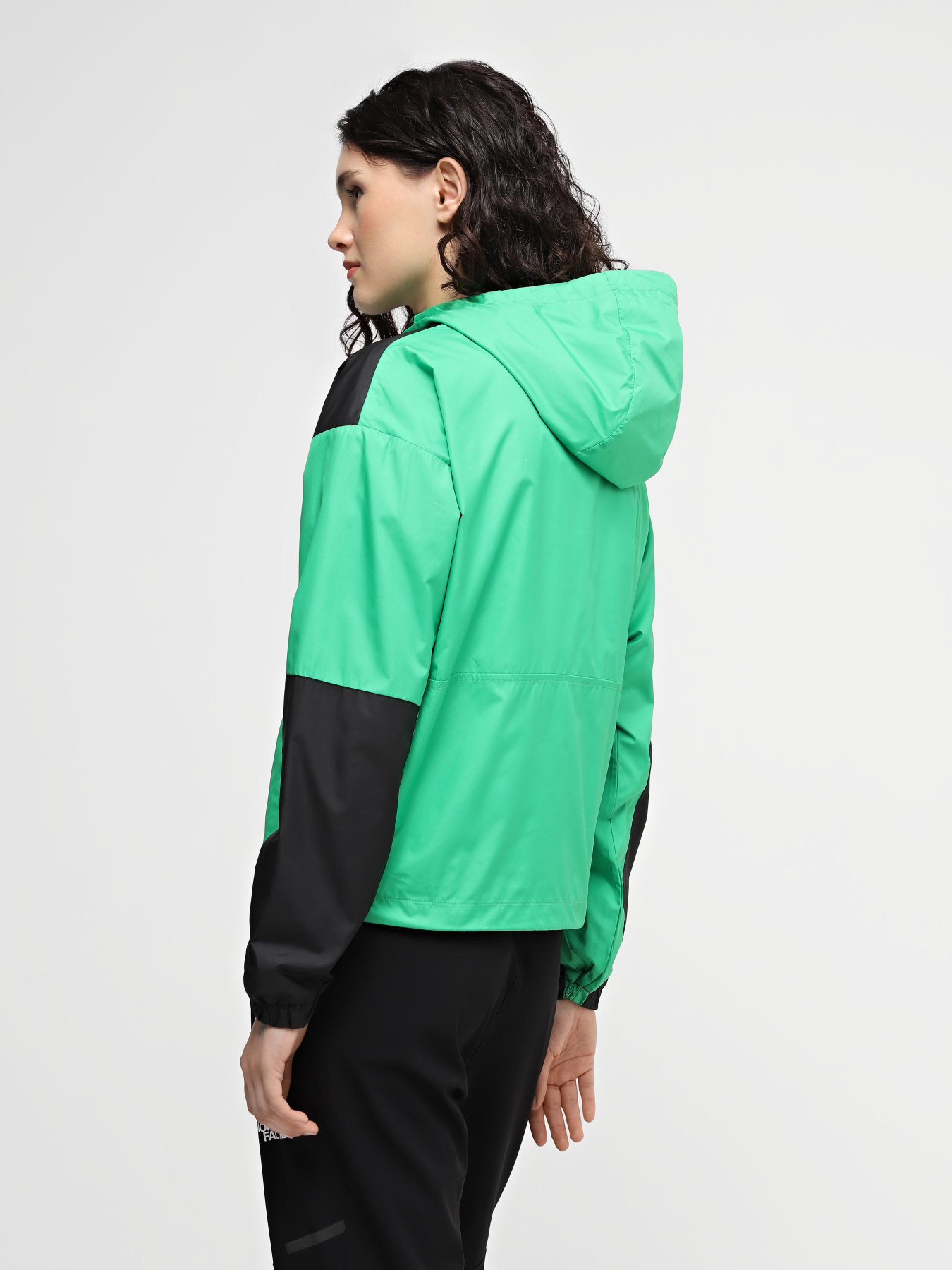 Вітровка The North Face W Sheru Jacket - Eu модель NF0A4C9HROJ1 Фото