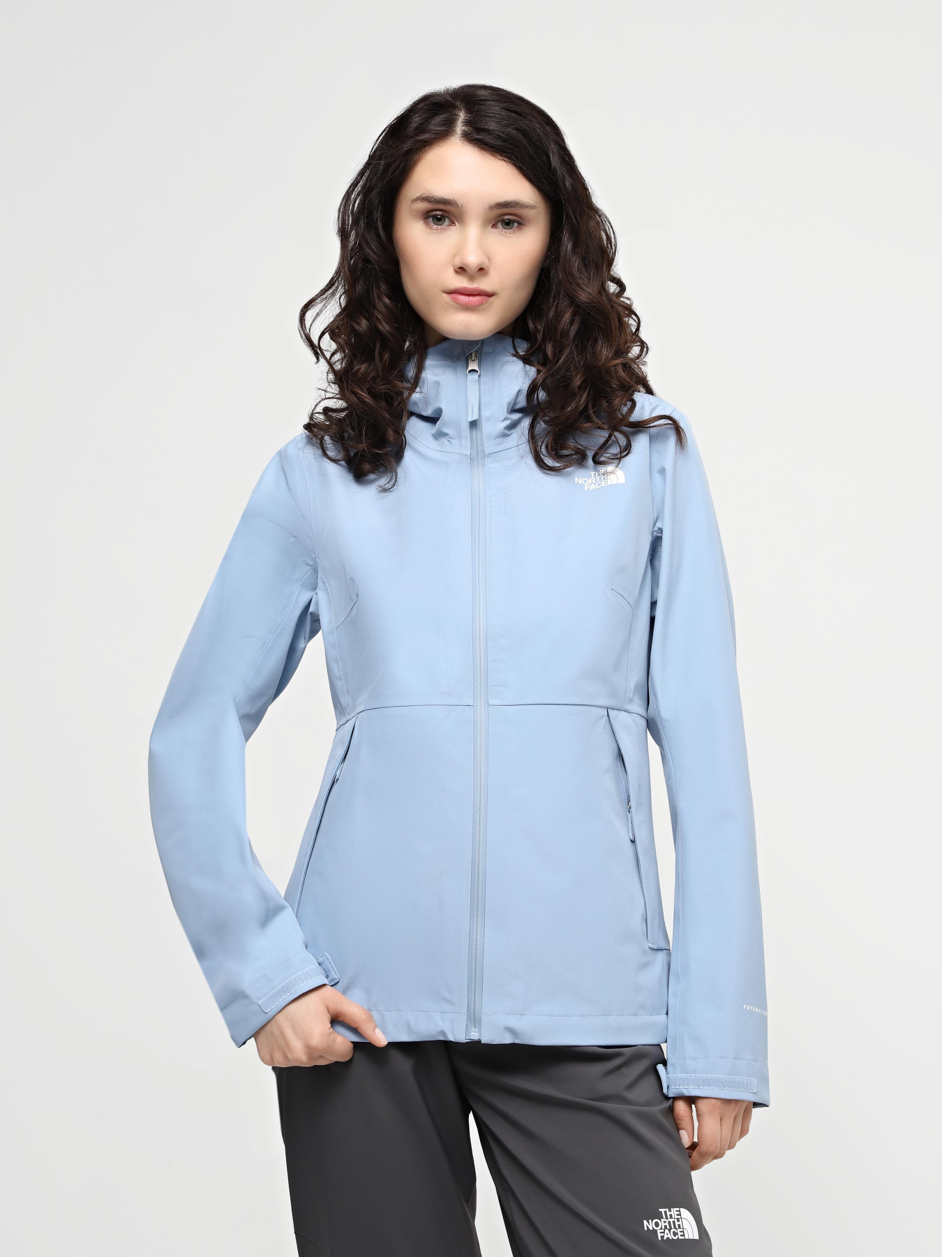 Вітровка The North Face W Dryzzle Futurelight Jacket модель NF0A7QAFQEO1 Фото