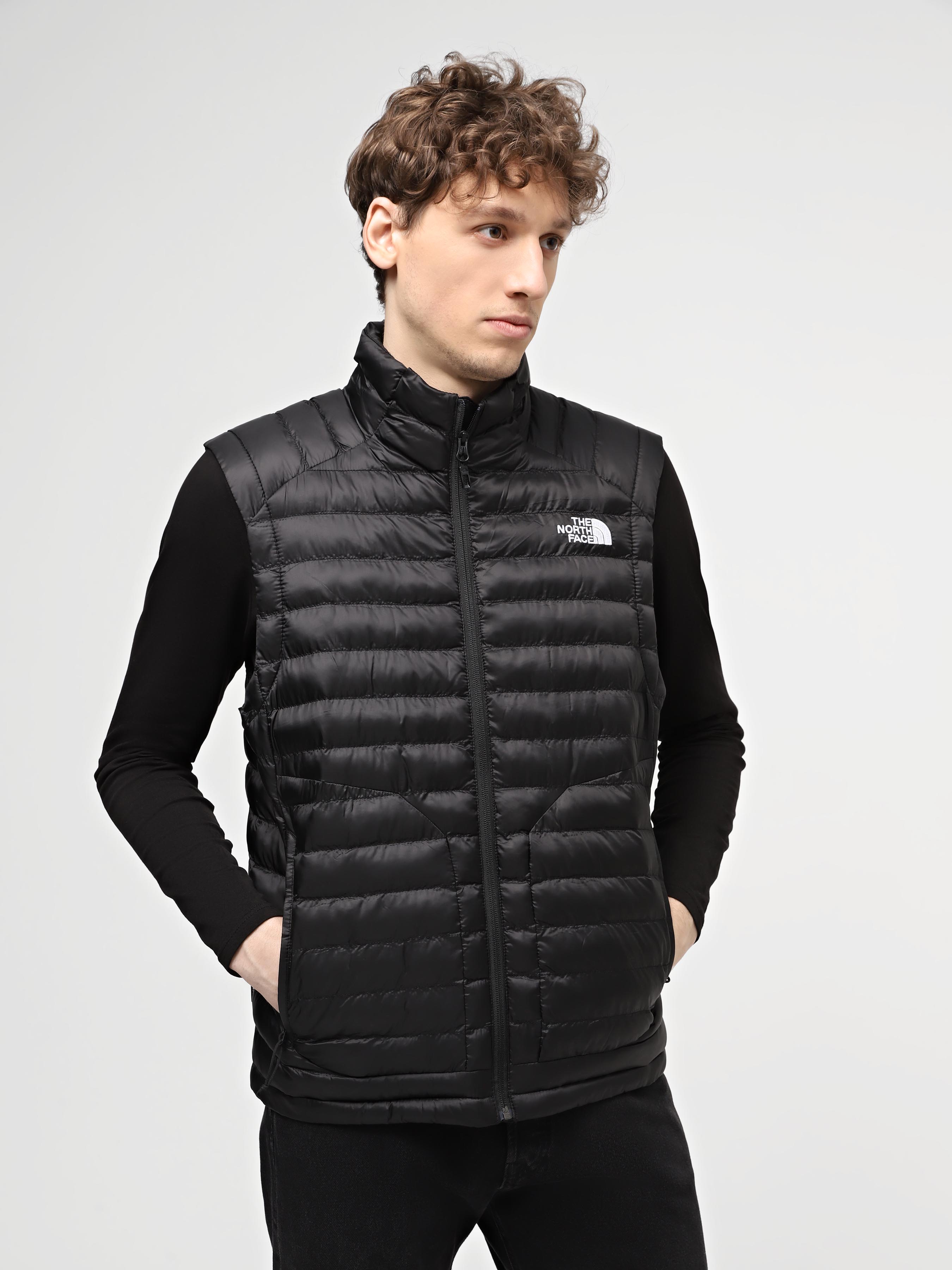 Чоловічий Утеплений жилет The North Face M Huila Synthetic Vest (N5856) колір чорний, матеріал поліестер