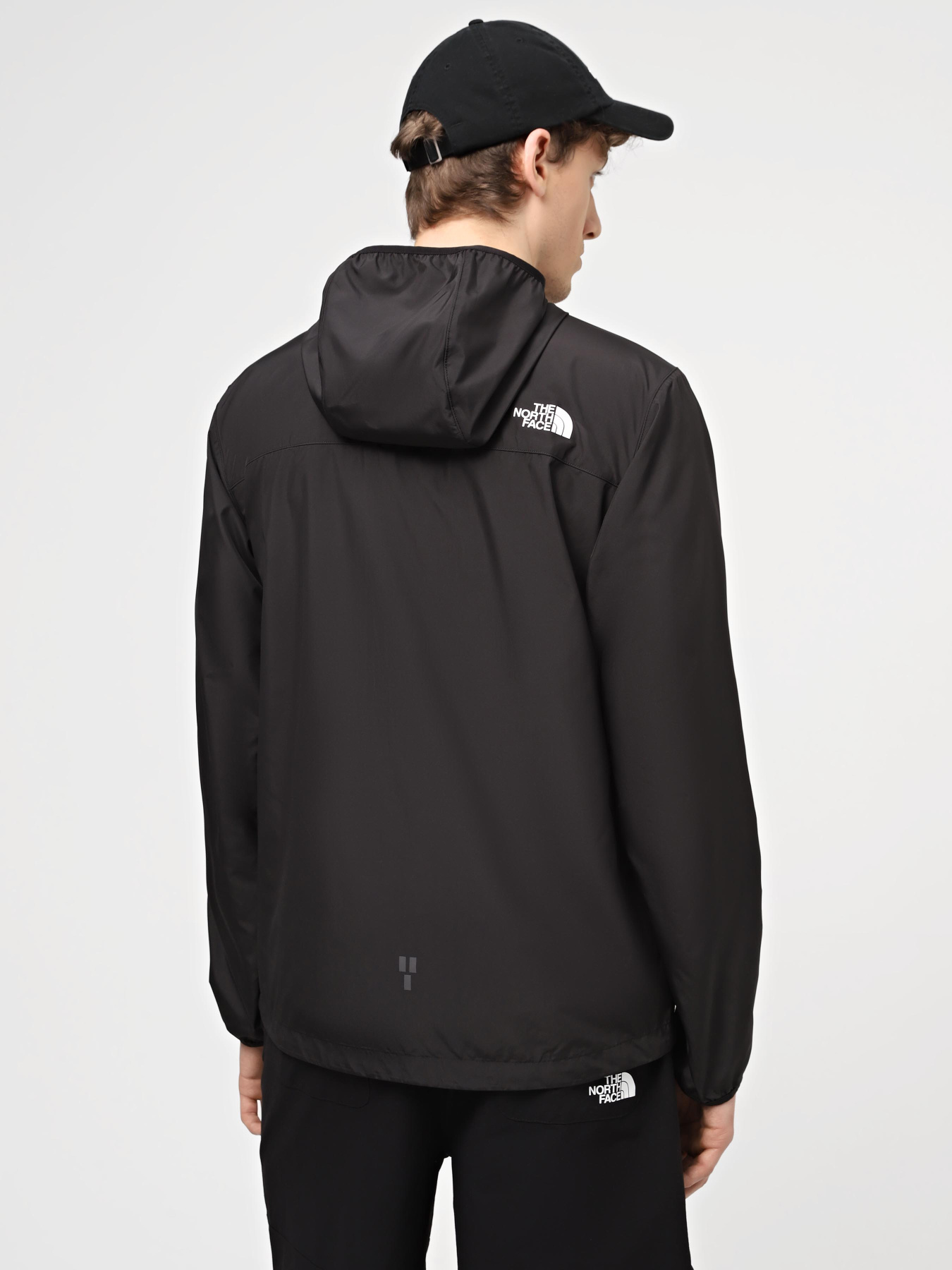 Вітровка The North Face M Higher Run Wind Jacket модель NF0A8727JK31 Фото
