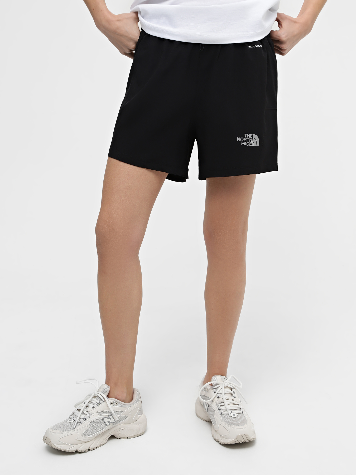 Шорты спортивные The North Face 2 In 1 Shorts модель NF0A7SXRJK31 Фото