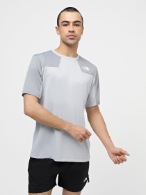 Футболка The North Face M Ma S/S Tee модель NF0A87JJJ4U1 Футболка The North Face M Ma S/S Tee модель NF0A87JJJ4U1 Фото