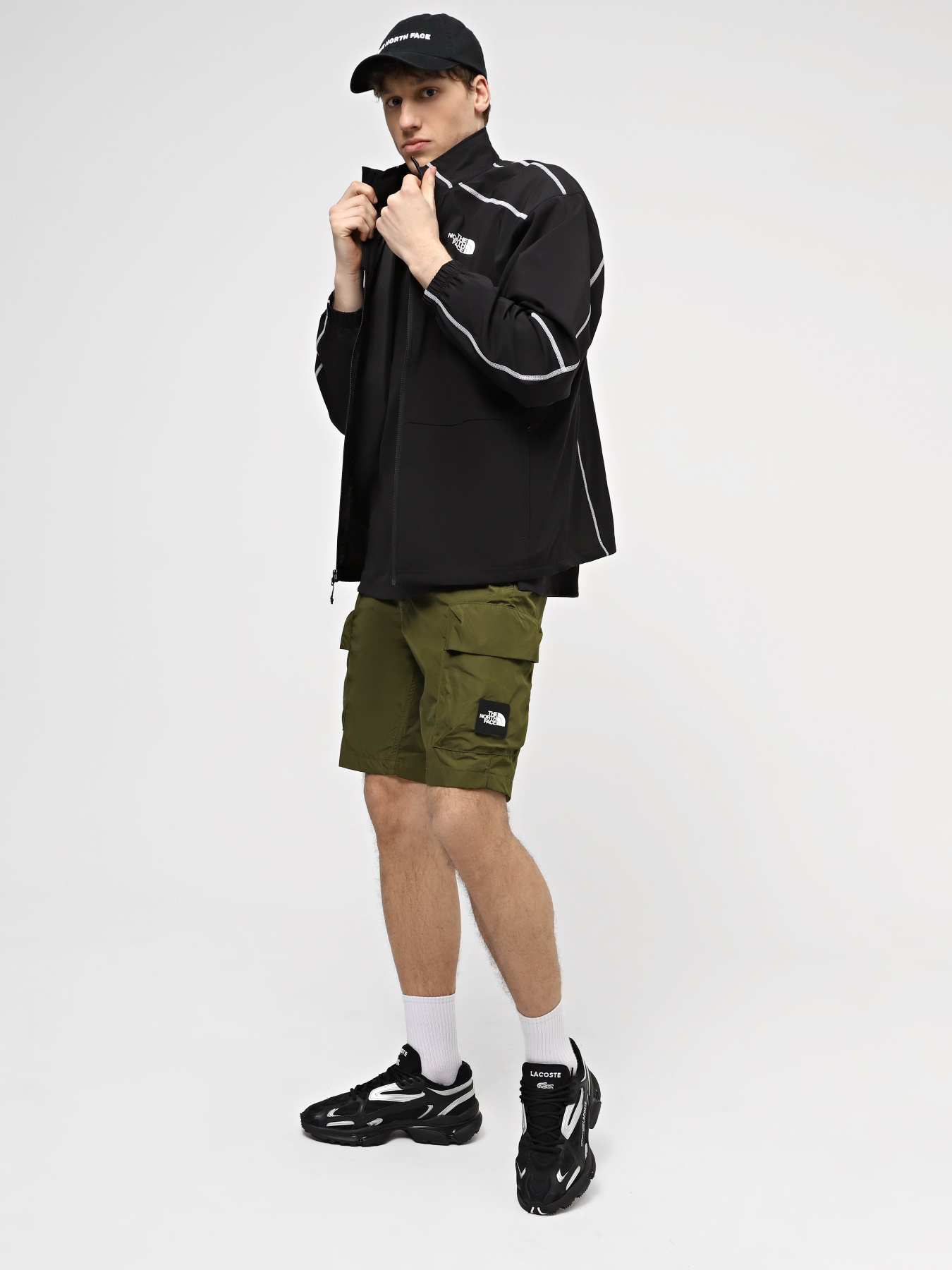 Ветровка The North Face M Hakuun Wind Jacket модель NF0A883UJK31 Фото