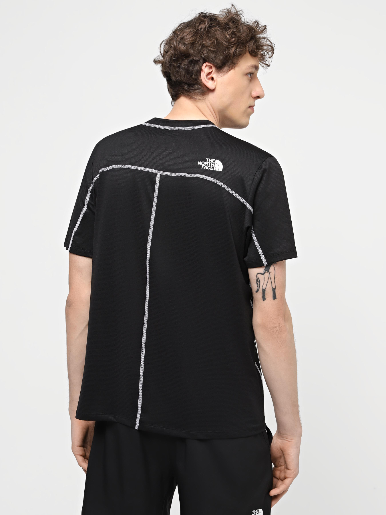 Футболка The North Face M Hakuun Ss Tee модель NF0A883TJK31 Фото