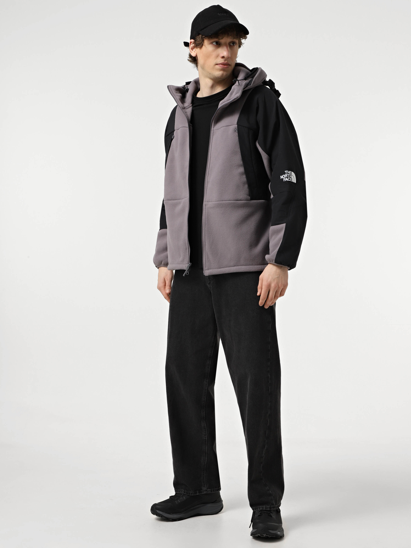Кофта спортивная The North Face Light Fleece модель NF0A8A840IL1 Фото