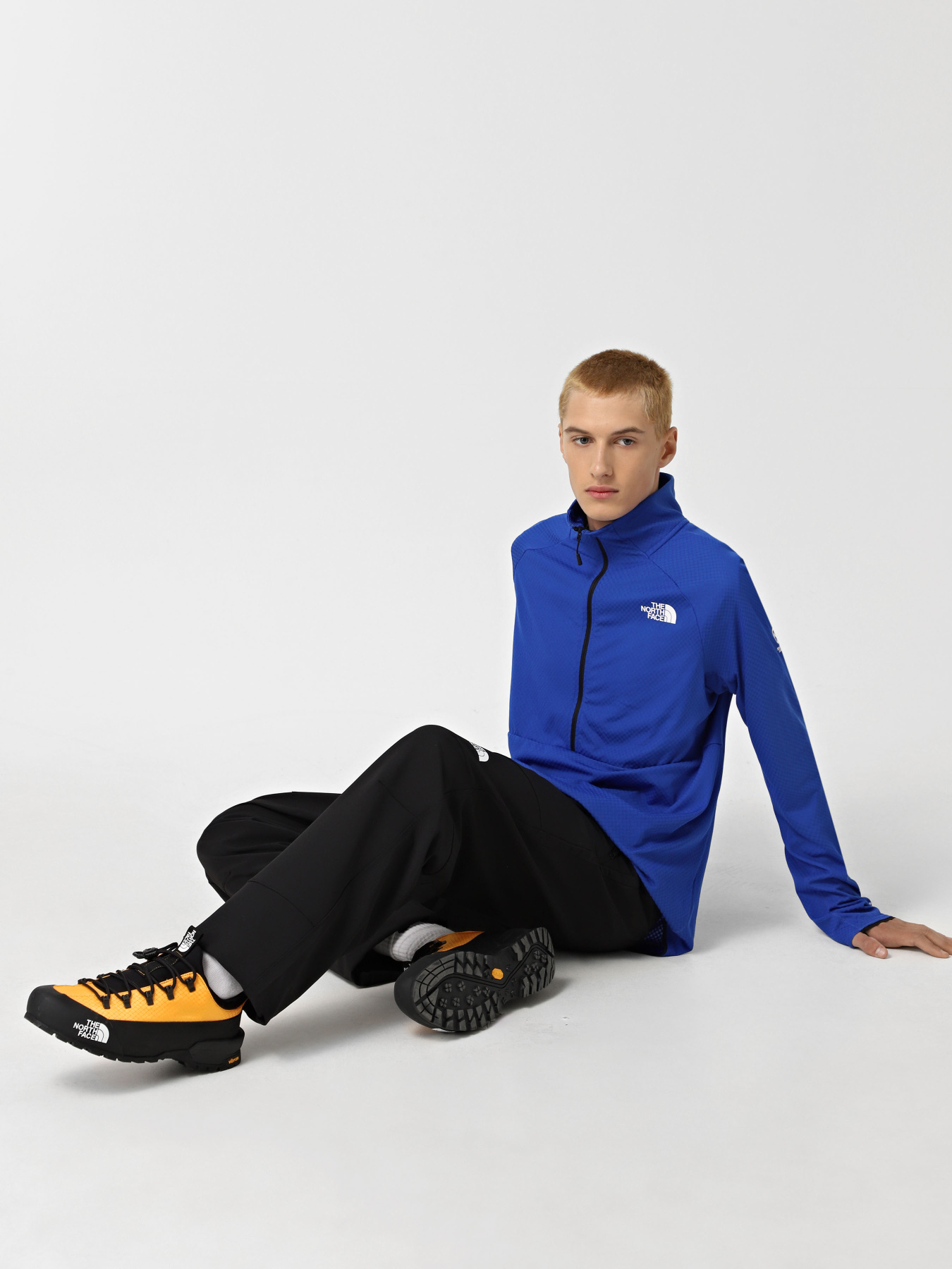 Спортивная кофта The North Face Summit Futurefleece модель NF0A5J8R8V21 Спортивная кофта The North Face Summit Futurefleece модель NF0A5J8R8V21 Фото