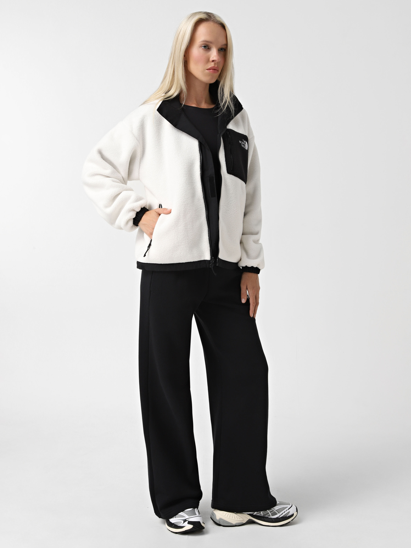 Кофта The North Face Yumiori Reversible модель NF0A89GUVOR1 Фото