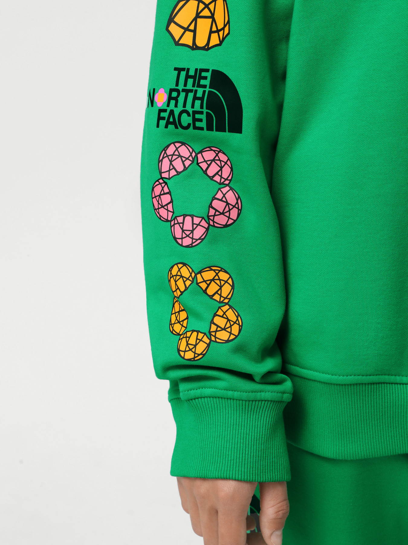 Свитшот The North Face x Yinka Ilori Graphic модель NF0A89C5PO81 Фото