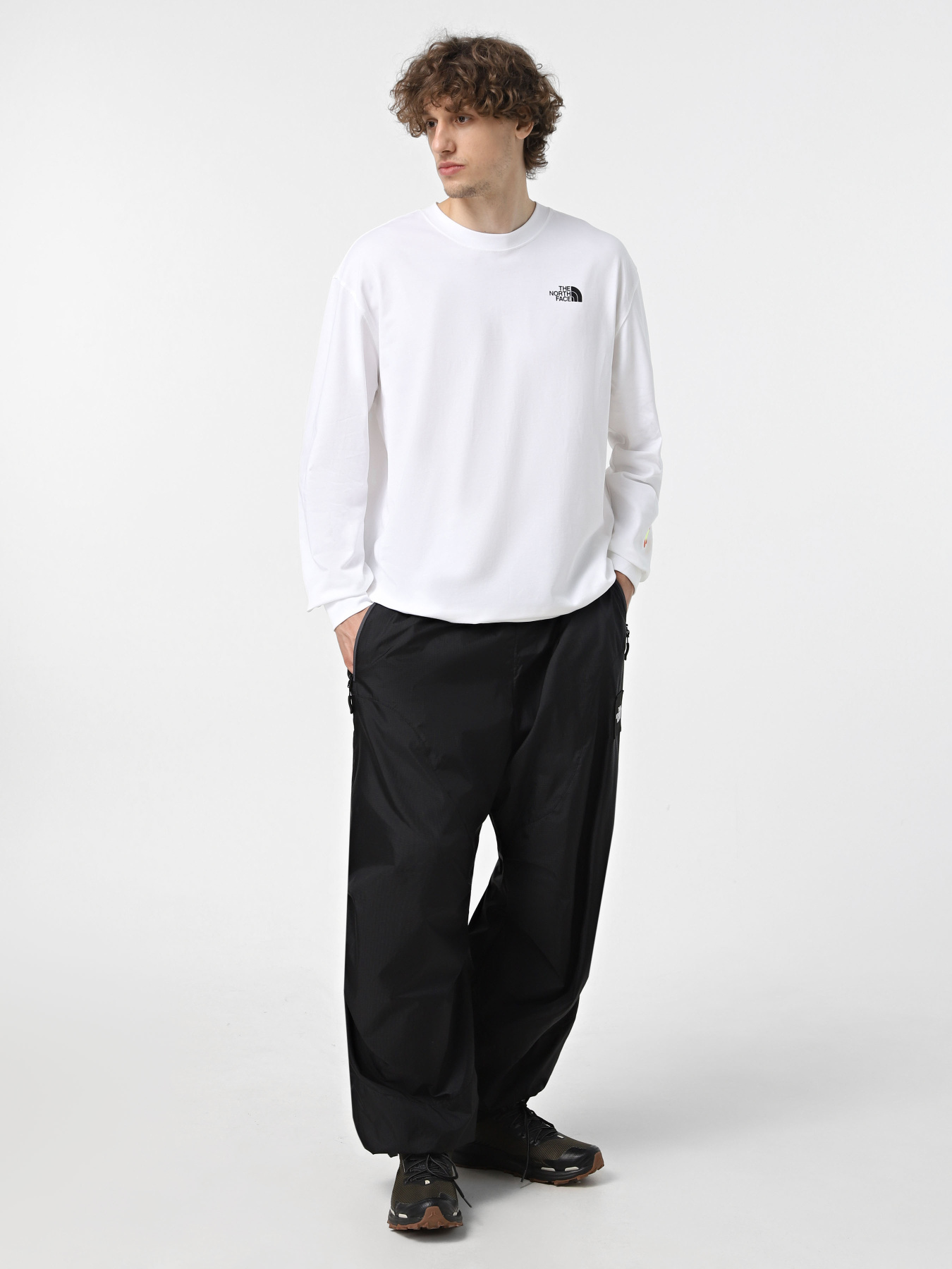 Лонгслів The North Face x Yinka Ilori Graphic модель NF0A89CAFN41 Фото