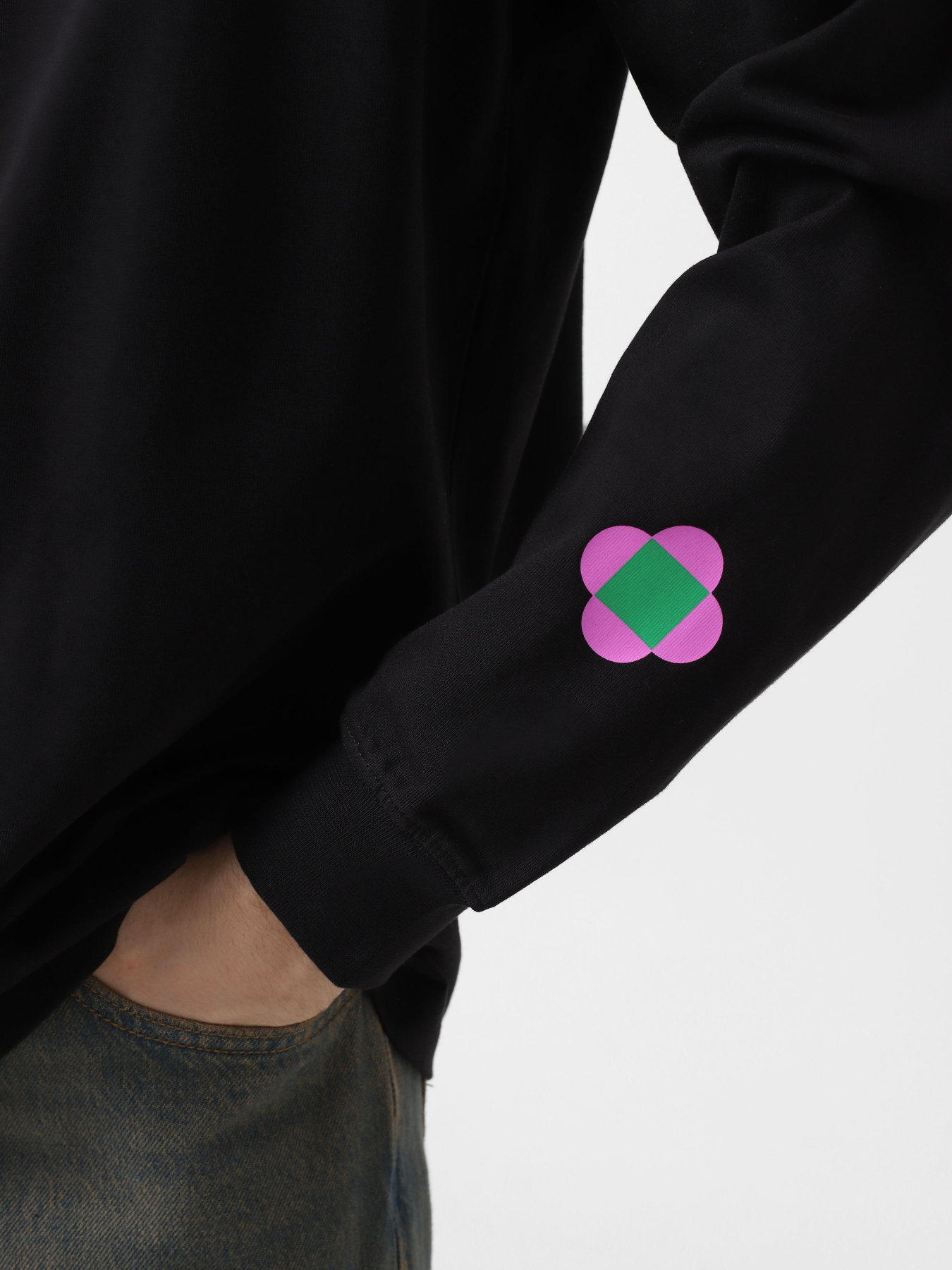 Лонгслив The North Face x Yinka Ilori Graphic модель NF0A89CAJK31 Фото