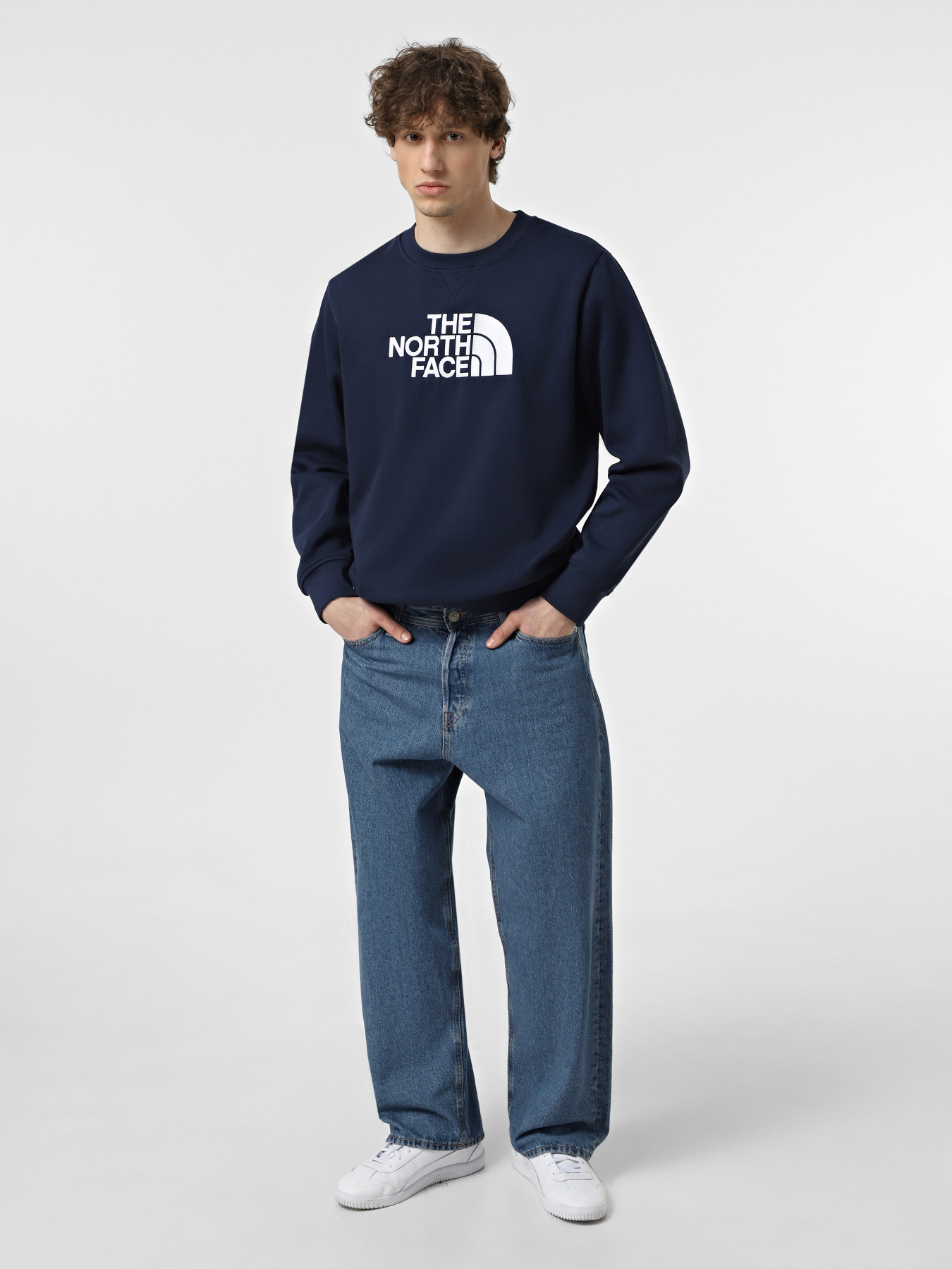 Свитшот The North Face Drew Peak модель NF0A89EK8K21 Свитшот The North Face Drew Peak модель NF0A89EK8K21 Фото