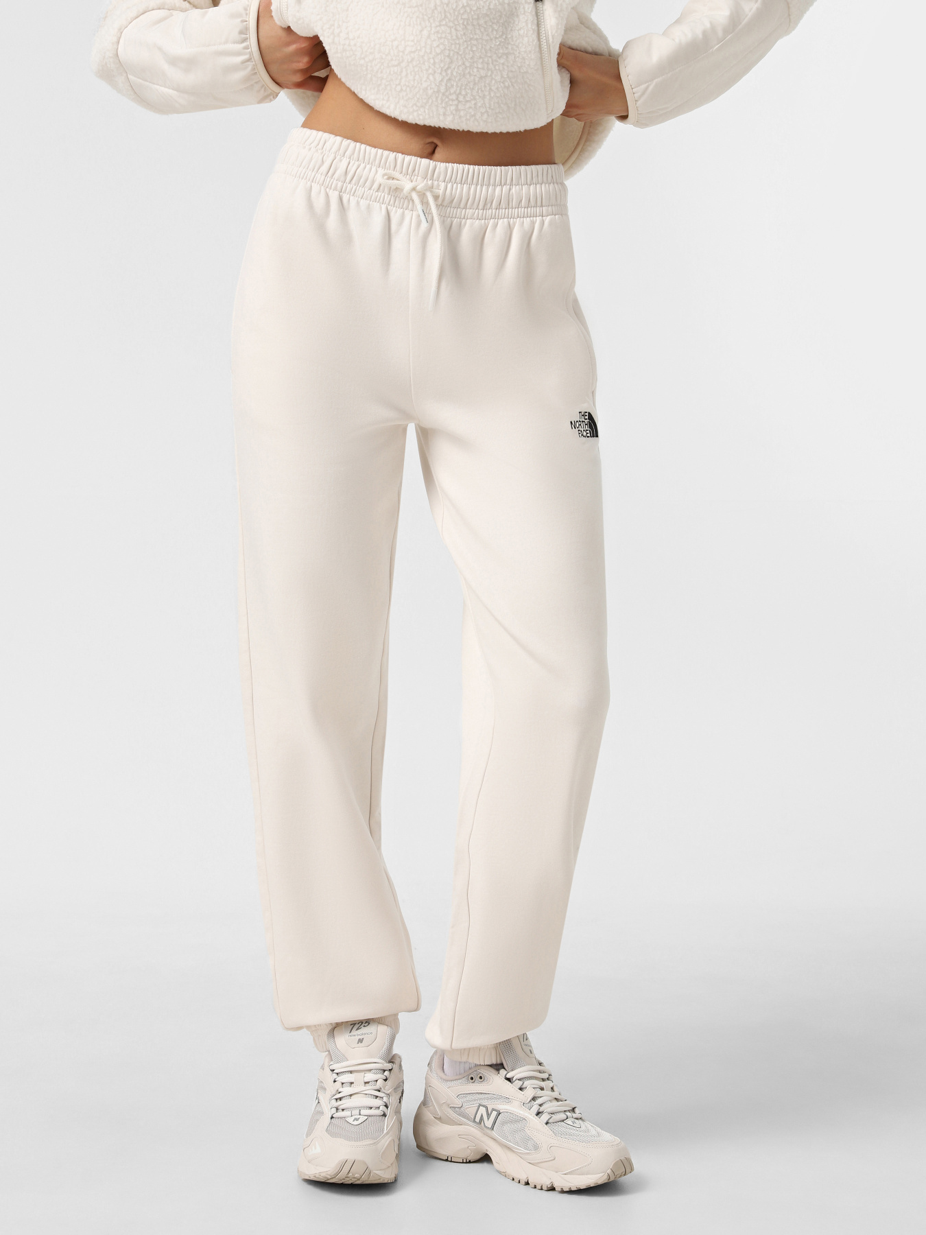 Джоггеры The North Face Essential модель NF0A8A6KQLI1 Джоггеры The North Face Essential модель NF0A8A6KQLI1 Фото