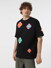 Футболка The North Face x Yinka Ilori Let's Blossom Together Graphic модель NF0A8AMCJK31 Фото