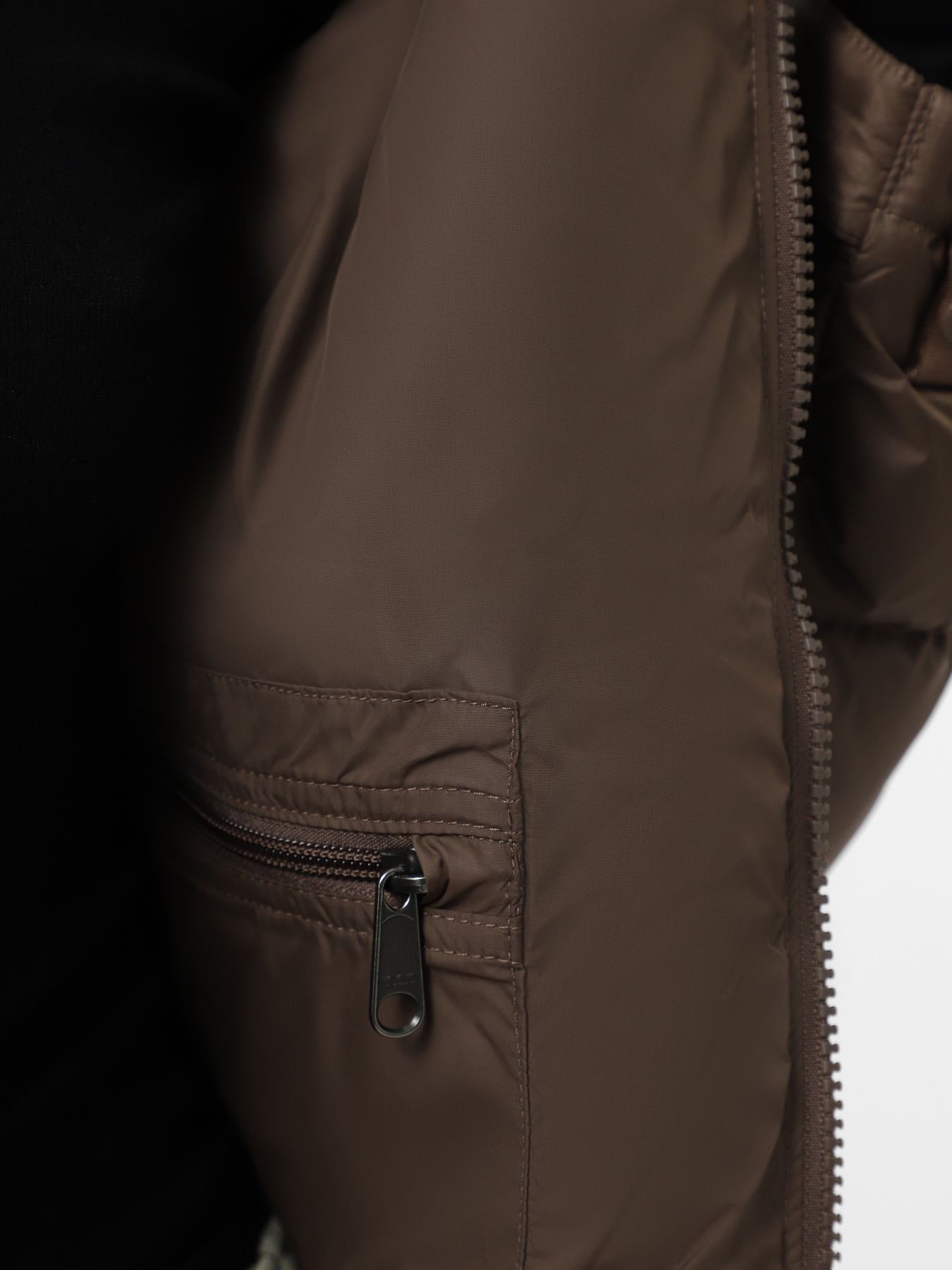 Пуховик The North Face 1996 Retro Nuptse модель NF0A3XEO1OI1 Пуховик The North Face 1996 Retro Nuptse модель NF0A3XEO1OI1 Фото