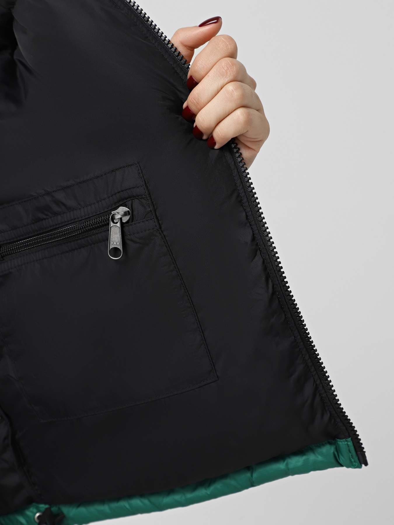 Пуховик The North Face 1996 Retro Nuptse модель NF0A3XEONL11 Пуховик The North Face 1996 Retro Nuptse модель NF0A3XEONL11 Фото