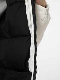 Пуховик The North Face Nuptse модель NF0A832KROU1 Пуховик The North Face Nuptse модель NF0A832KROU1 Фото