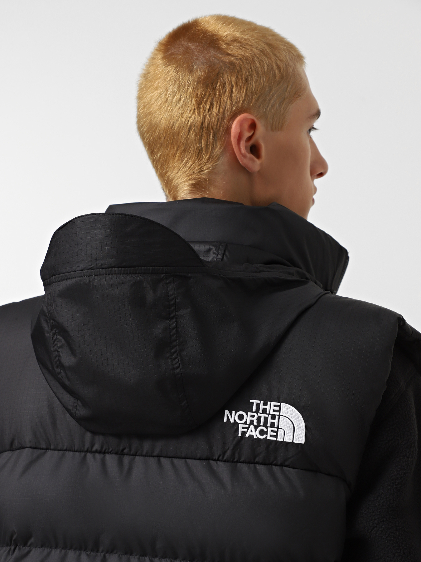 Утеплений жилет The North Face Limbara модель NF0A89G6JK31 Фото