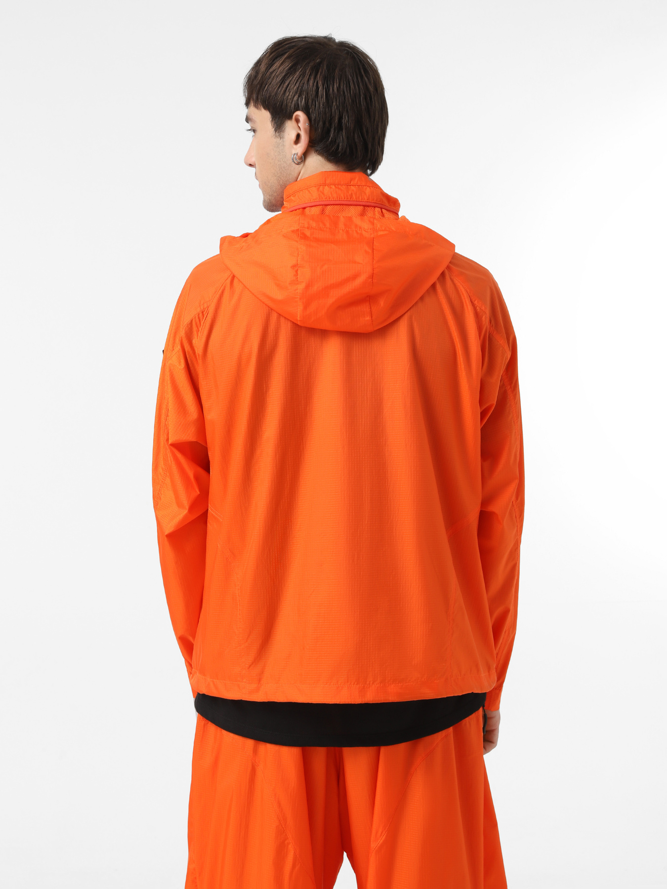 Ветровка The North Face x Yinka Ilori Windshell модель NF0A89GNA6M1 Фото