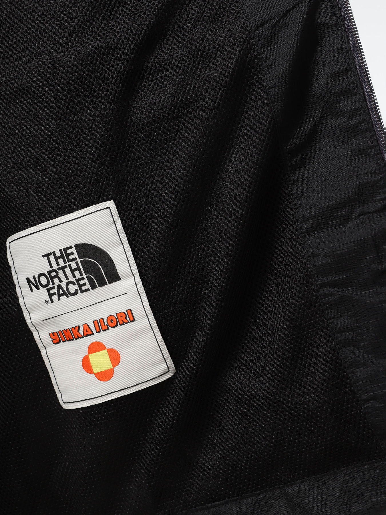 Ветровка The North Face x Yinka Ilori Windshell модель NF0A89GNJK31 Фото