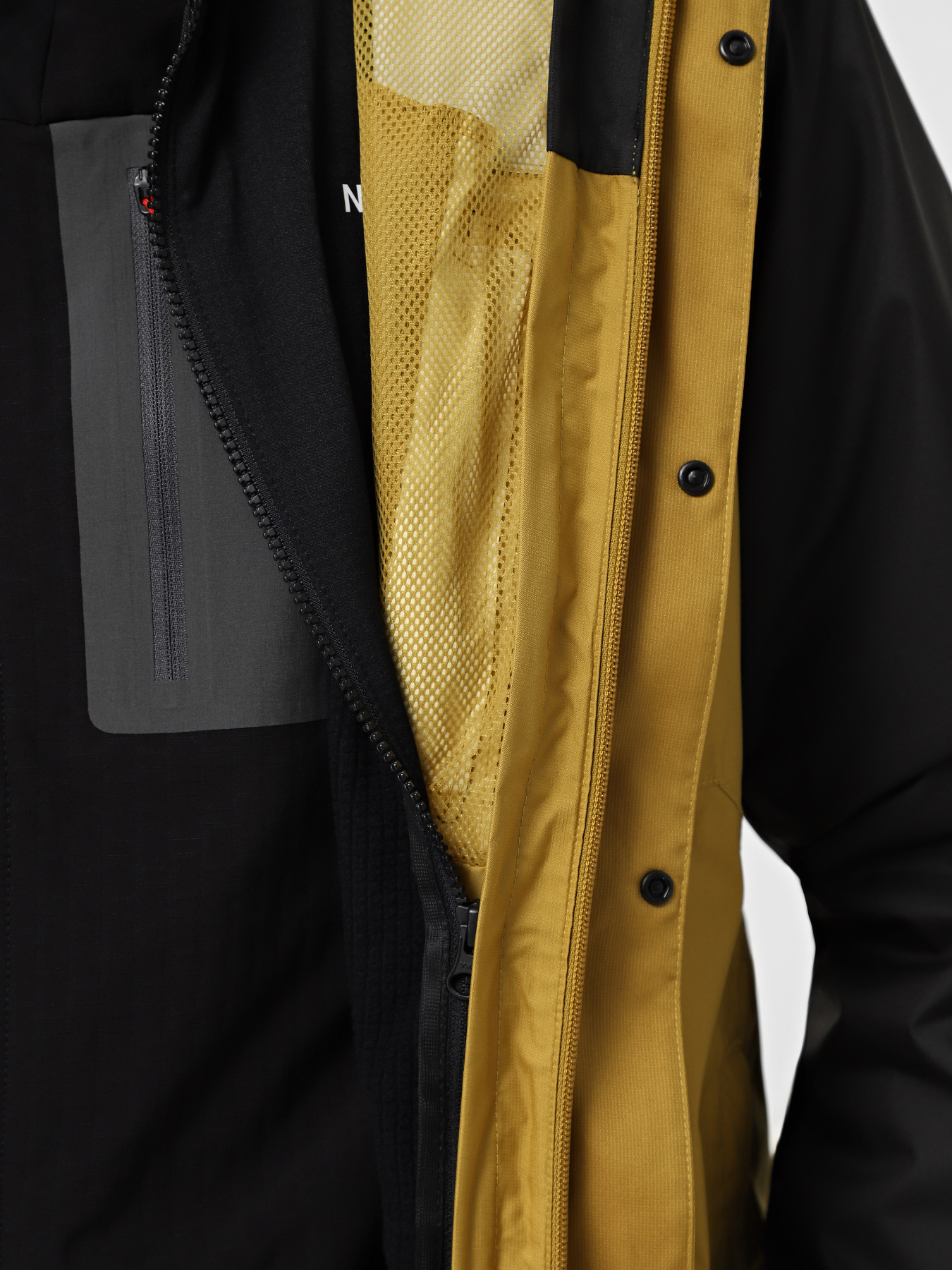 Демисезонная куртка The North Face Quest Triclimate модель NF0A3YFH4OR1 Фото