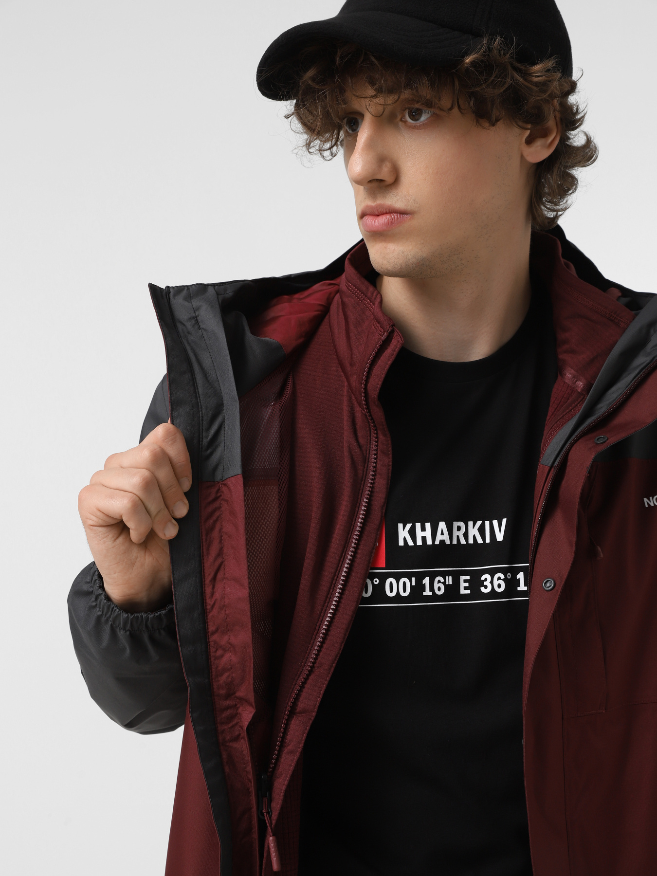 Демісезонна куртка The North Face Quest Triclimate модель NF0A3YFH7OK1 Фото