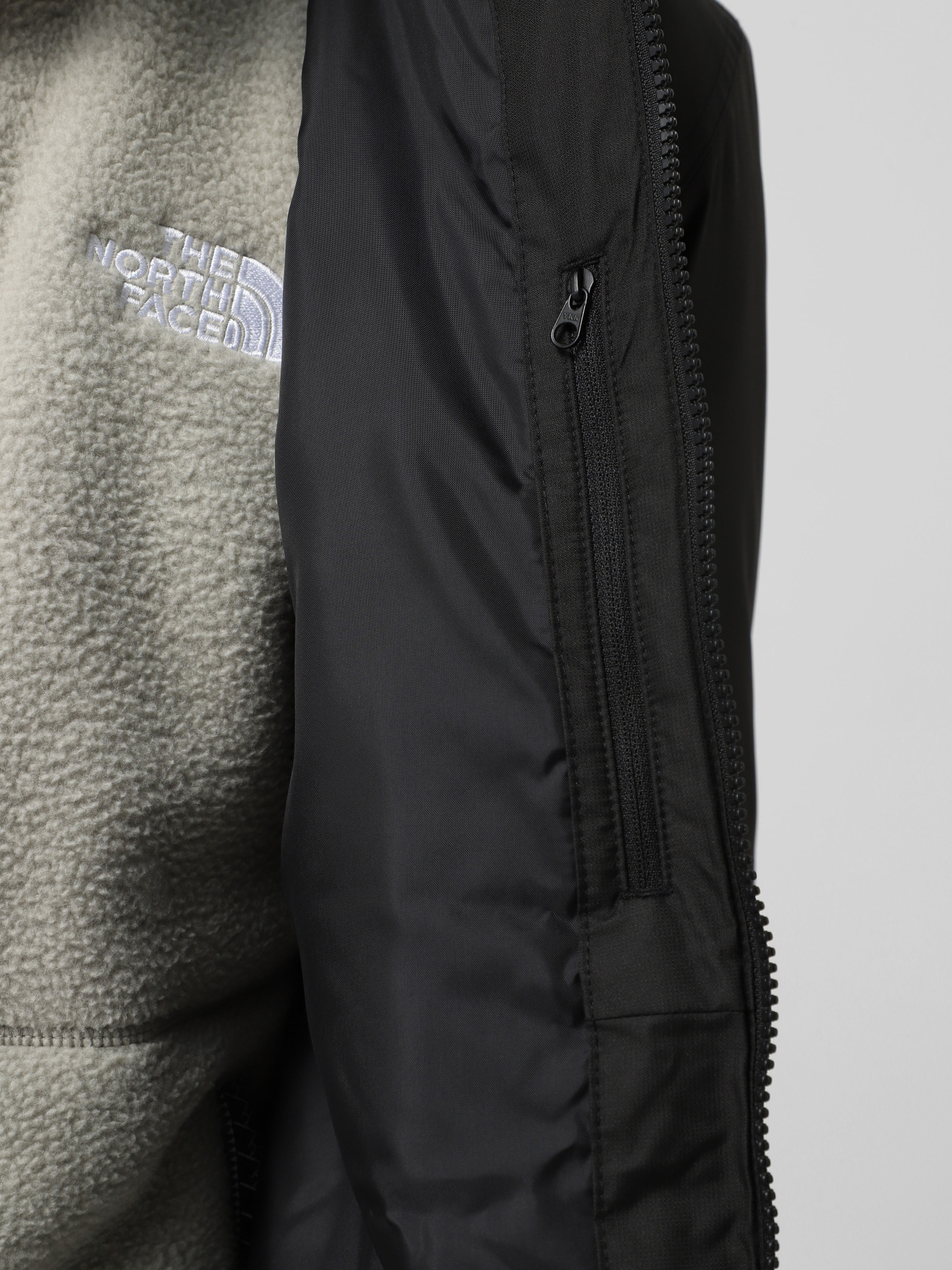 Демисезонная куртка The North Face Millerton Insulated модель NF0A3YFI4H01 Фото