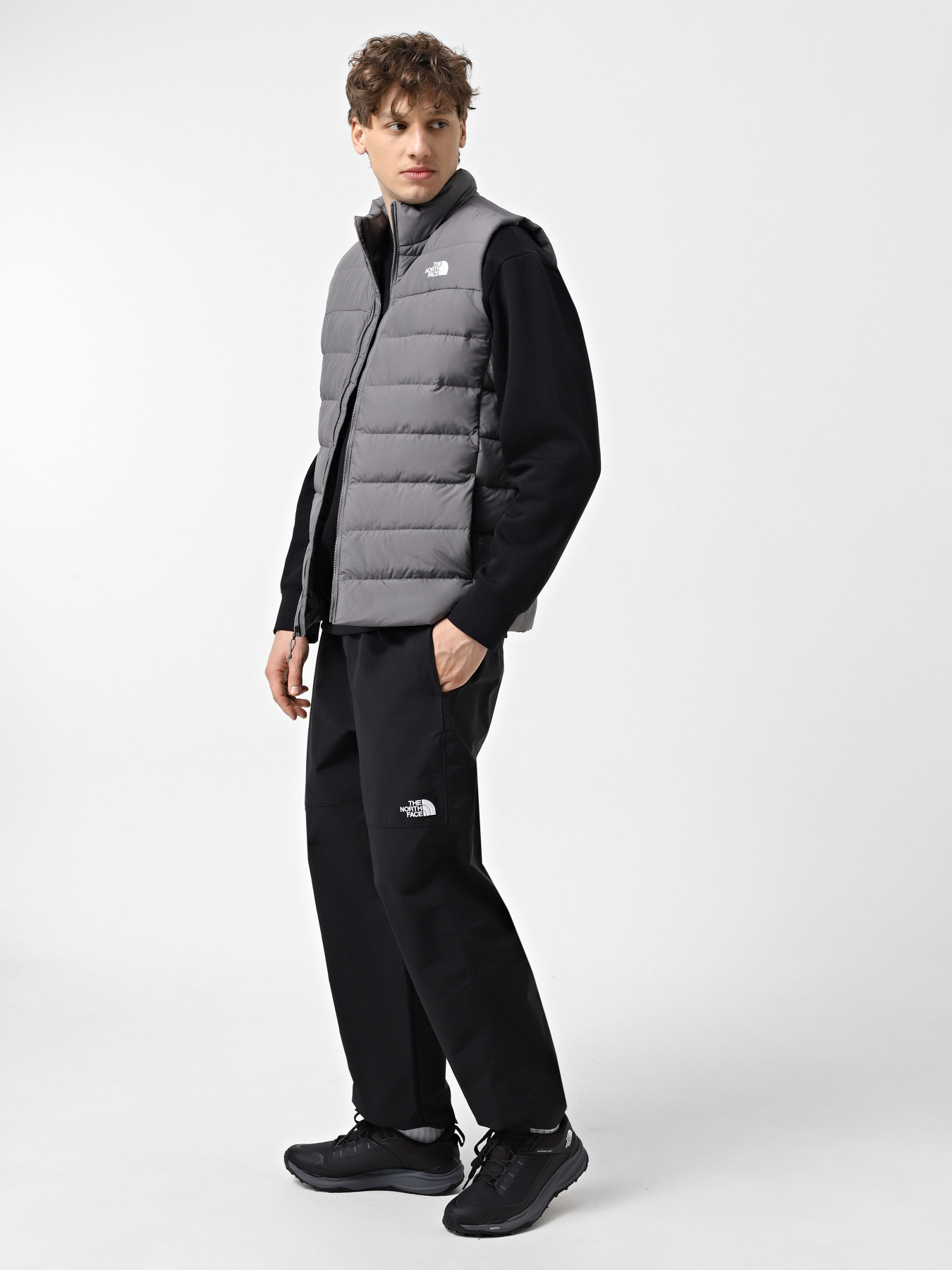 Утепленный жилет The North Face Aconcagua III модель NF0A84IK0UZ1 Фото