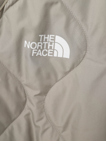 Демісезонна куртка The North Face Ampato Quilted Liner модель NF0A852A1I41 Фото