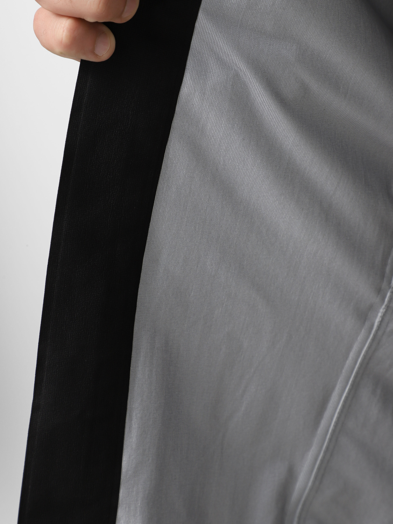 Вітровка The North Face Summit Superior Futurelight модель NF0A86WGJK31 Фото