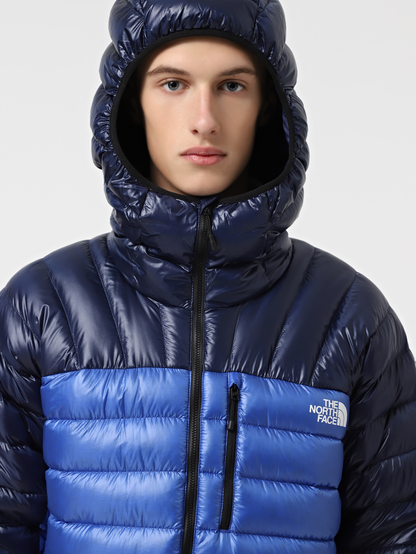 Демисезонная куртка The North Face Summit Breithorn Hooded Down модель NF0A87ZM5NO1 Фото