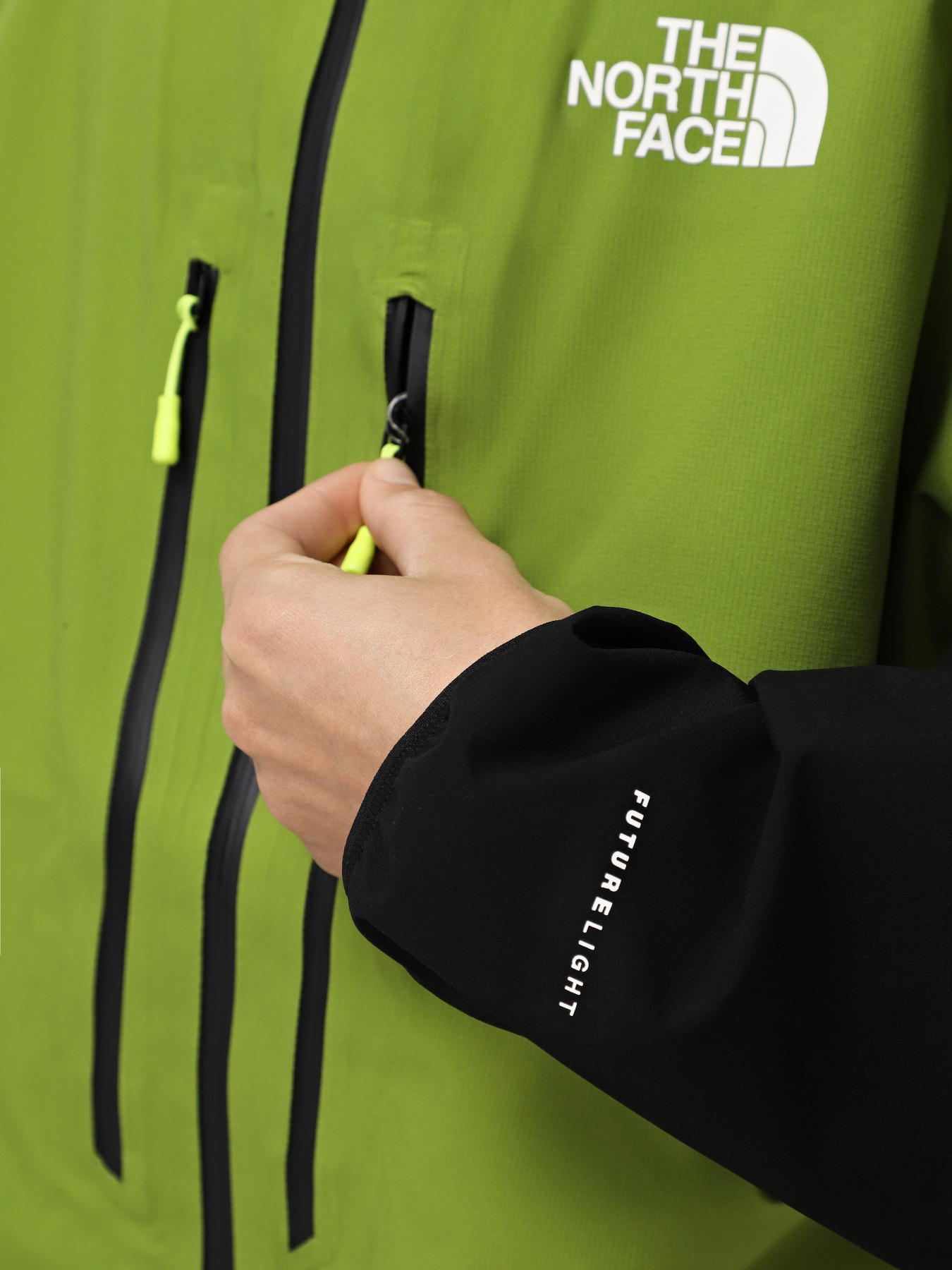 Вітровка The North Face Balmenhorn Futurelight Shell модель NF0A8AP57IQ1 Фото