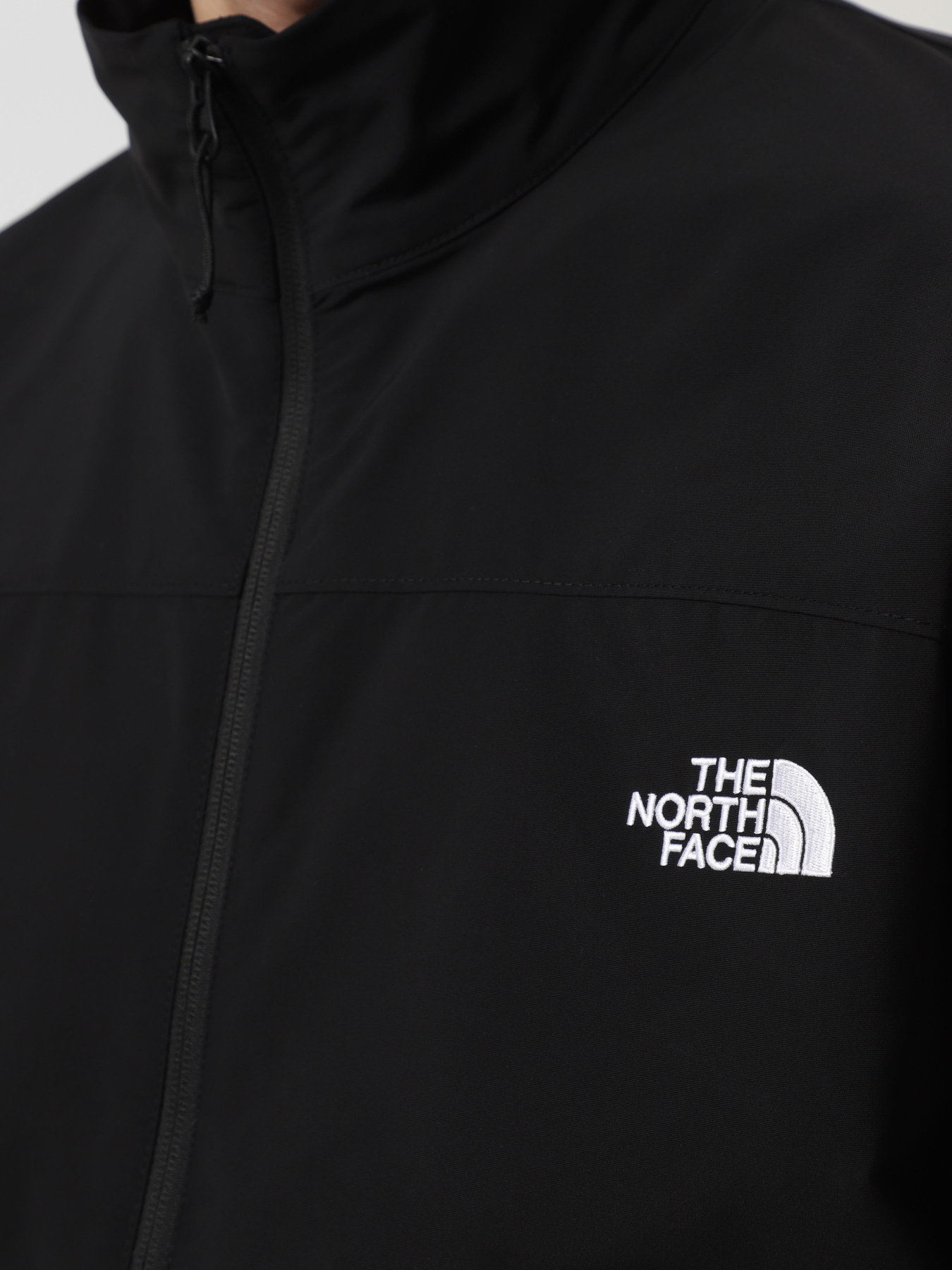 Вітровка The North Face Easy Wind Track модель NF0A88XYJK31 Фото